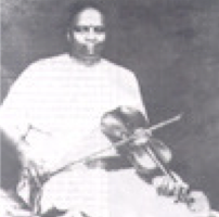 Kumbakonam Rajamanickam Pillai with violin.