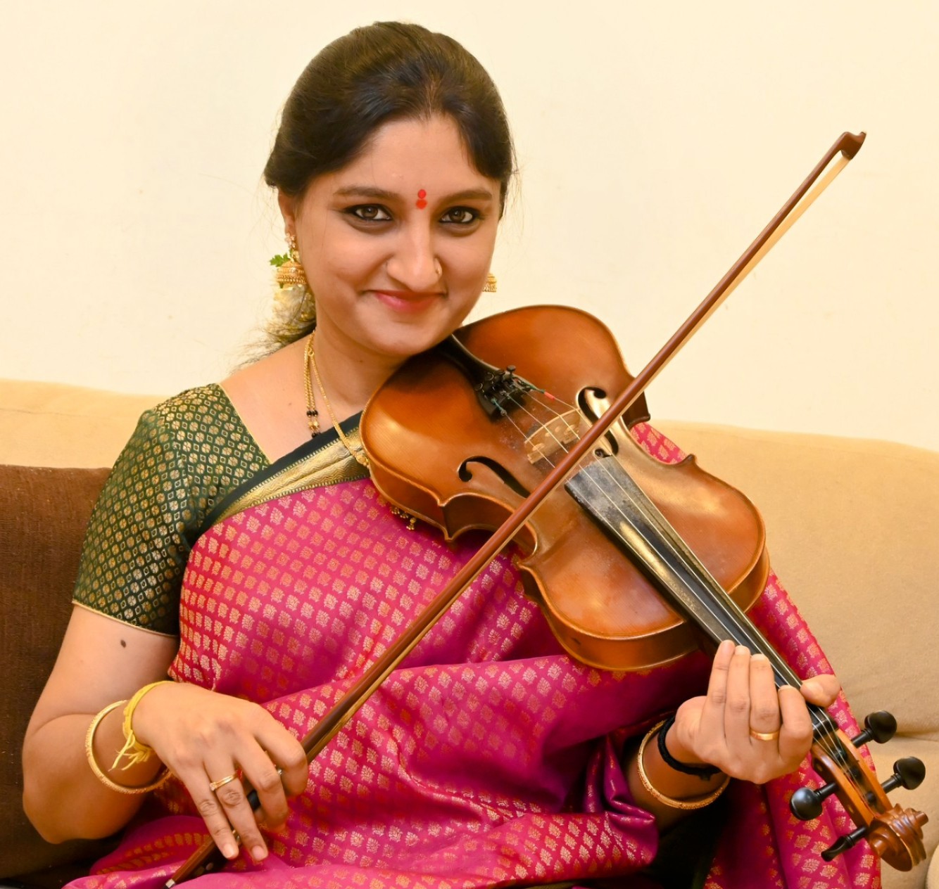 Vid Smitha HM Violinist
